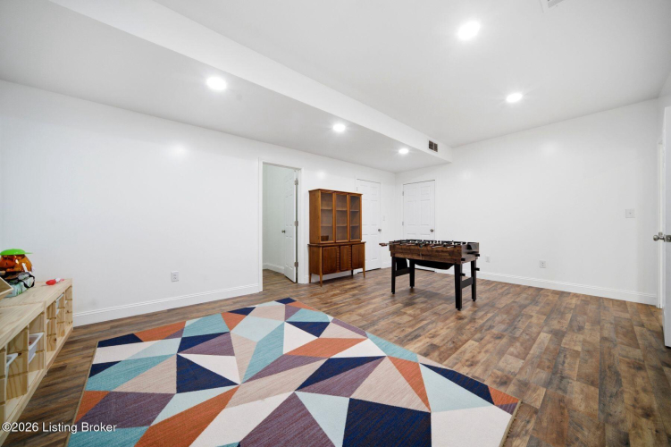 Listing Image 55