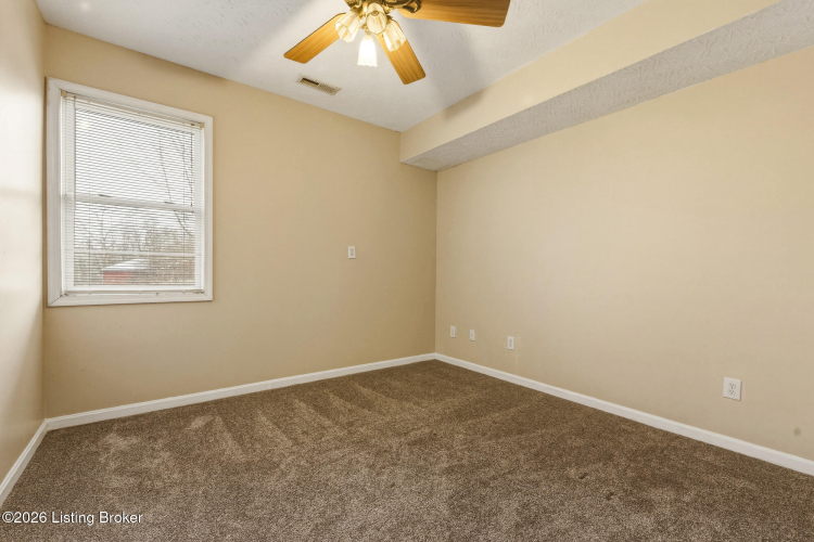 Listing Image 39