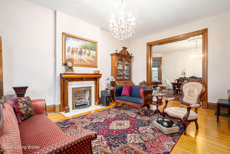 Listing Image 13