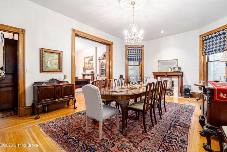 Listing Image 14