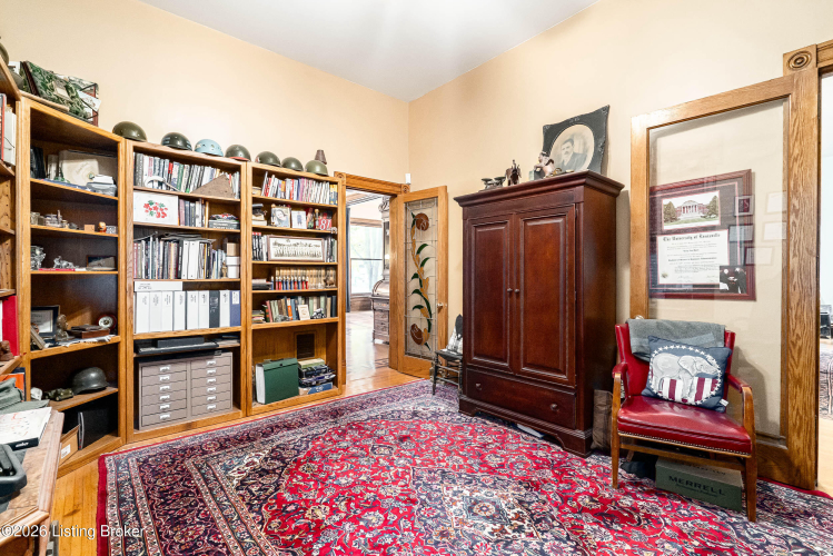 Listing Image 18