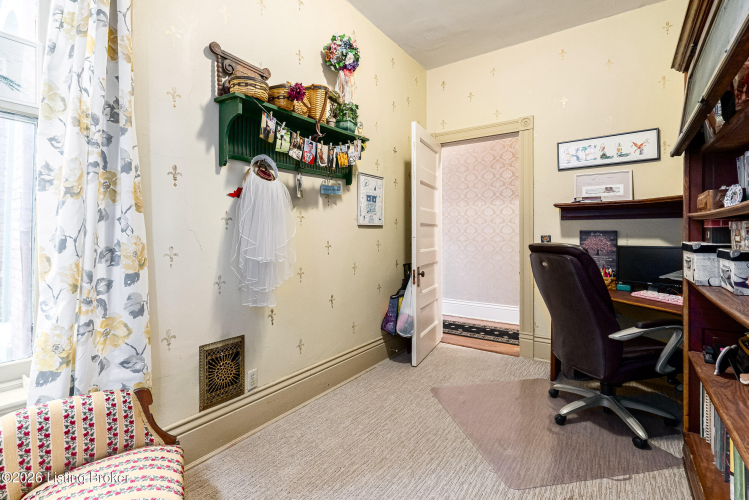 Listing Image 52