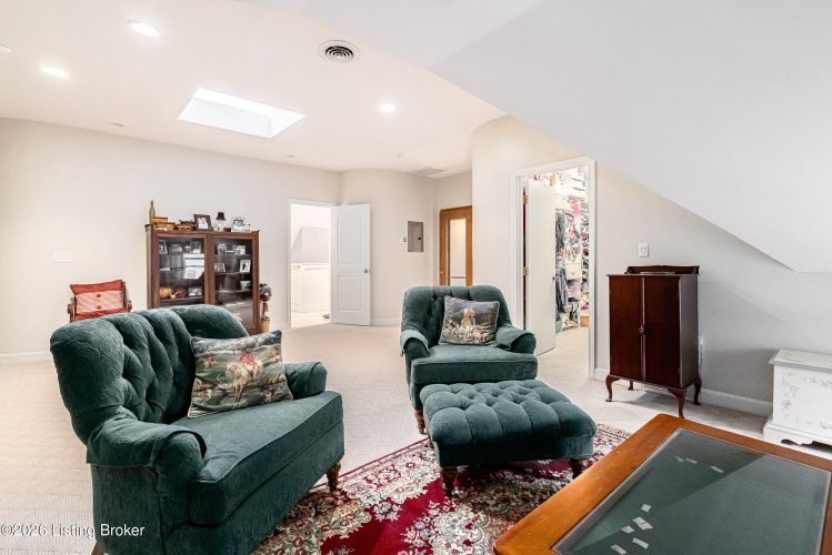 Listing Image 62