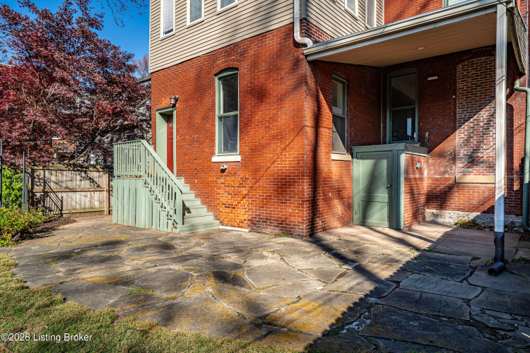 Listing Image 74