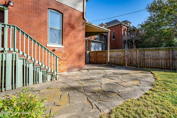 Listing Image 75