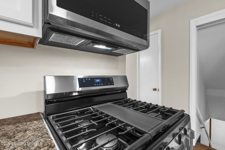 Listing Image 20