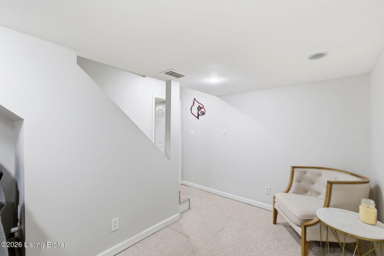 Listing Image 33