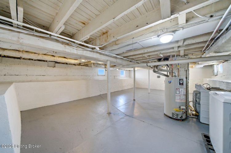 Listing Image 41
