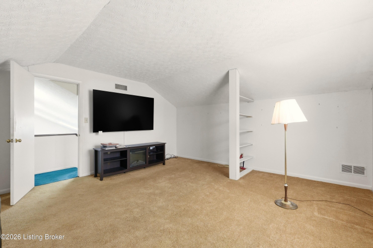 Listing Image 24