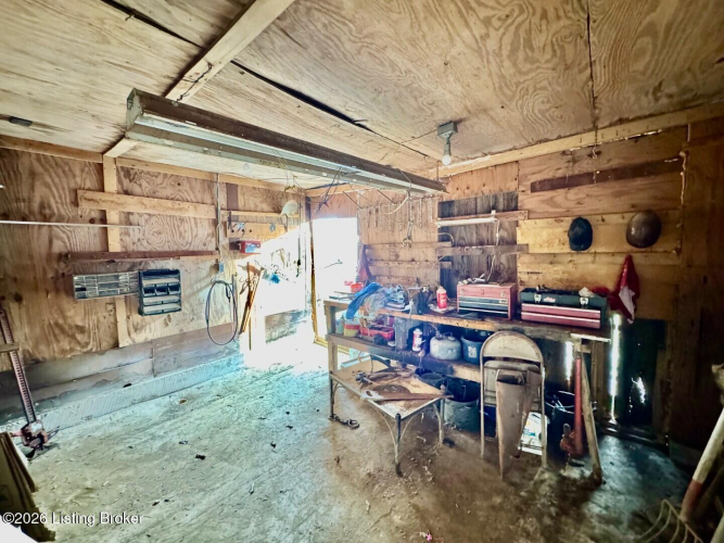 Listing Image 29