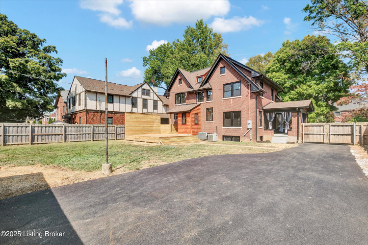 Listing Image 53