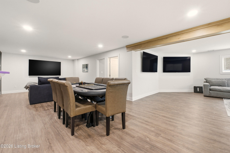 Listing Image 23