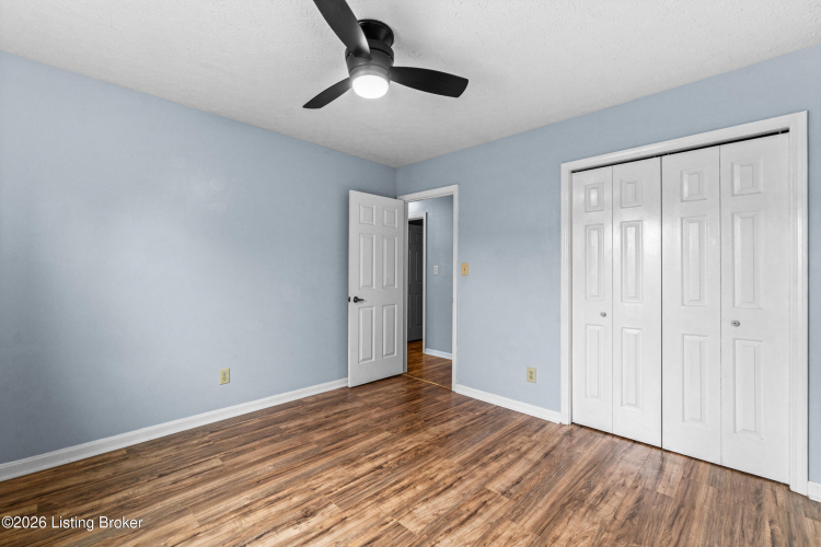 Listing Image 29