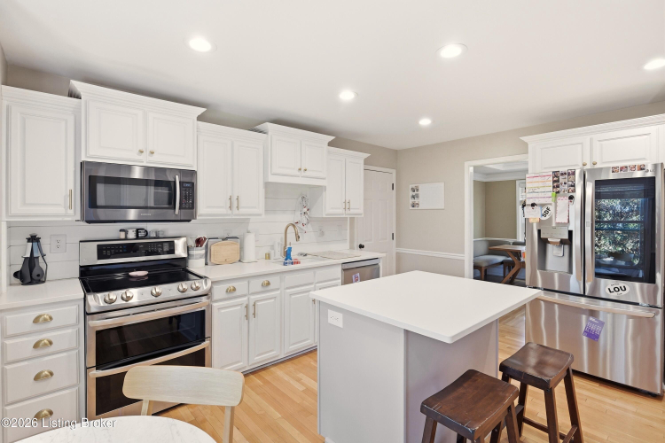 Listing Image 15