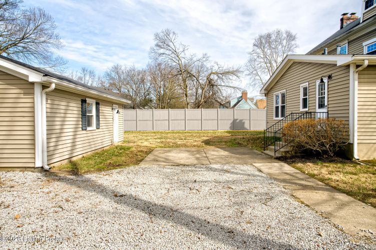 Listing Image 42