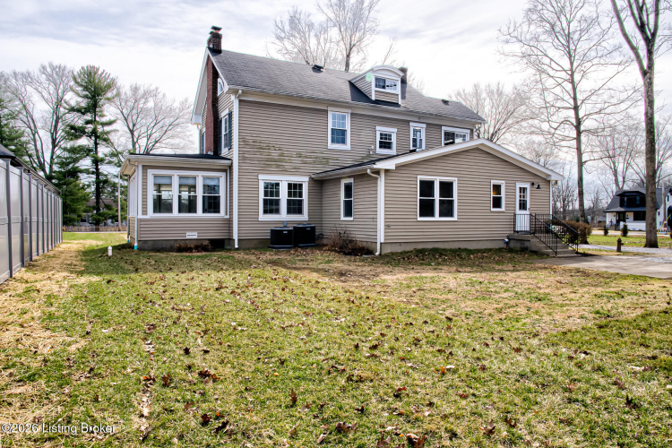 Listing Image 43