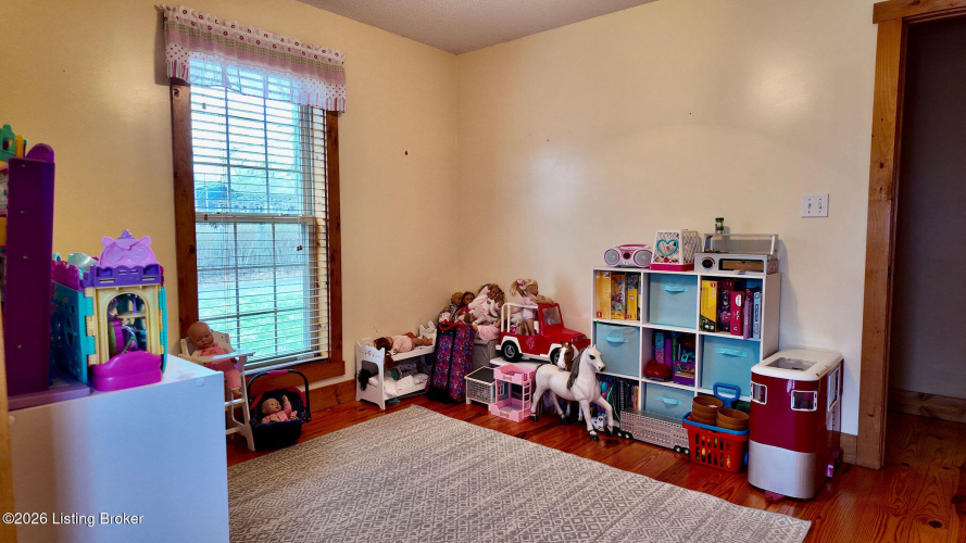 Listing Image 23