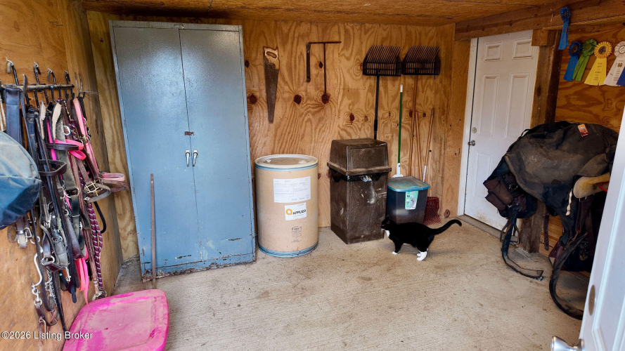 Listing Image 73