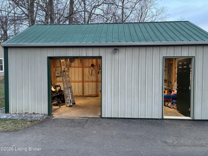 Listing Image 80