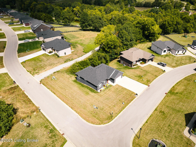 Listing Image 42