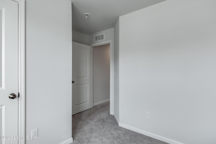 Listing Image 63
