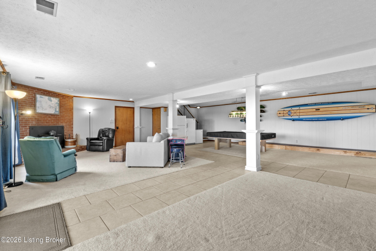 Listing Image 50