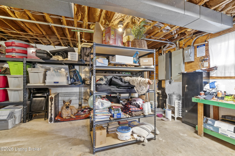 Listing Image 61