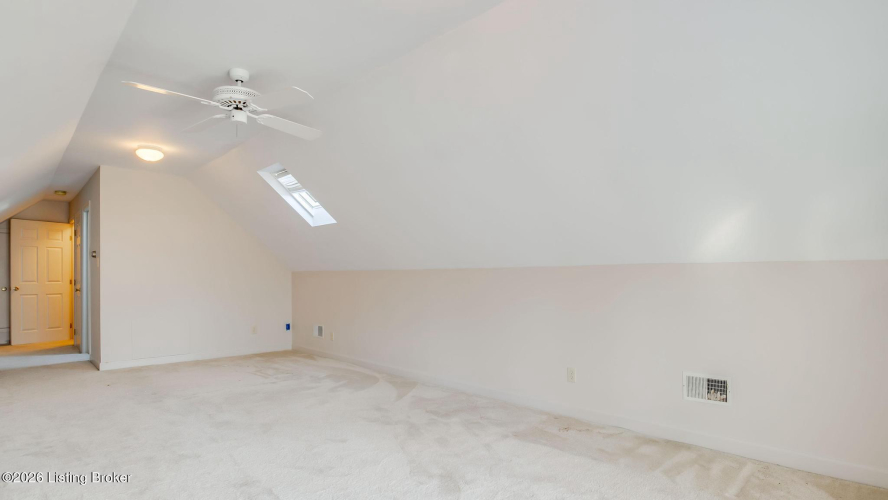 Listing Image 64