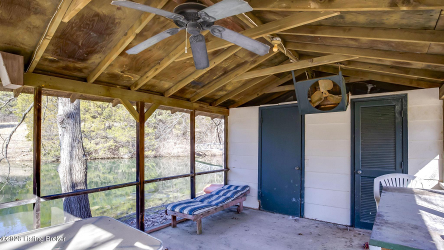Listing Image 82