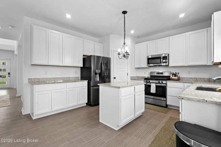 Listing Image 13