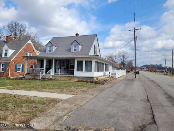 Listing Image 4