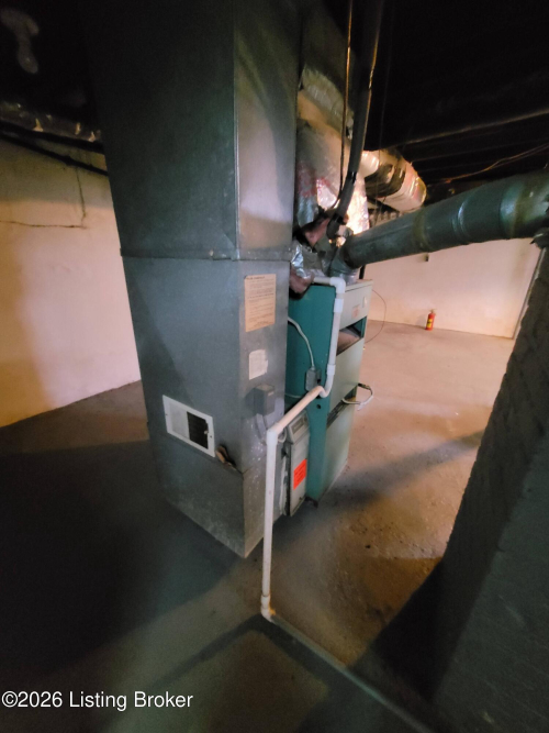 Listing Image 32