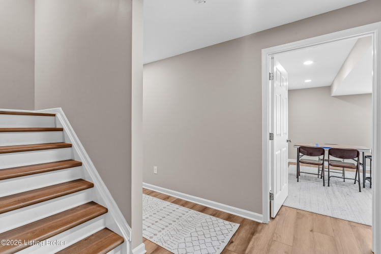 Listing Image 65