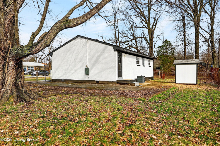 Listing Image 28