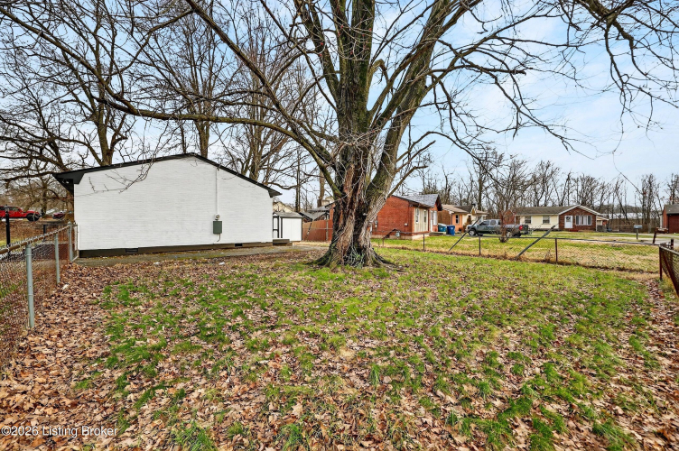 Listing Image 32
