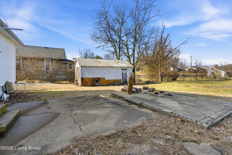 Listing Image 8