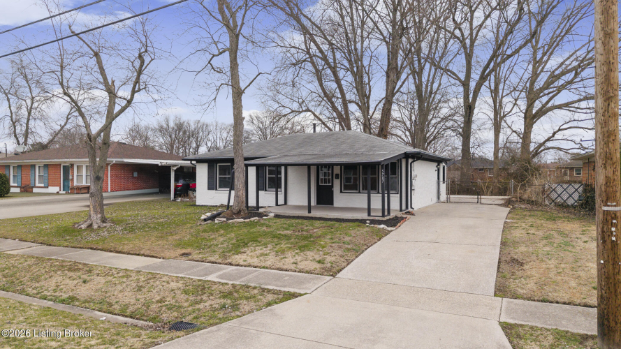 Listing Image 3