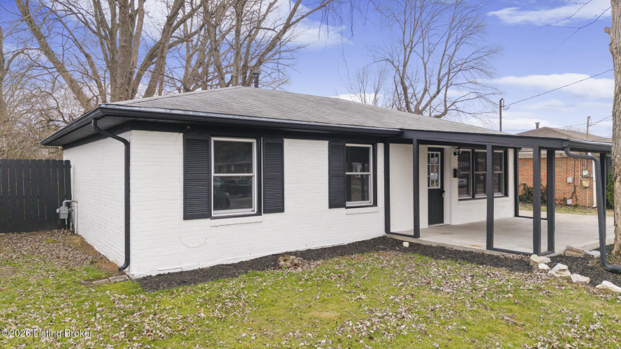 Listing Image 6