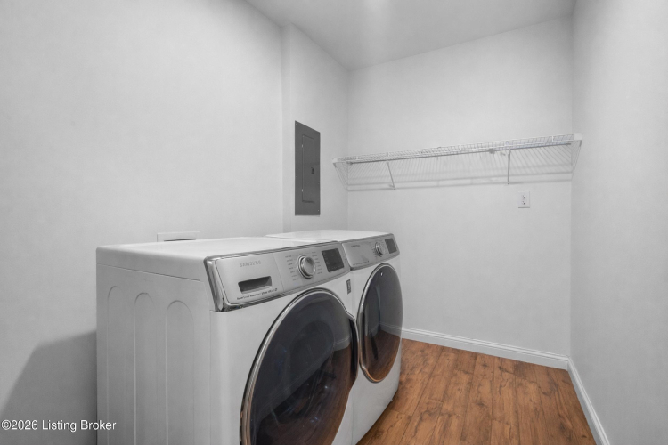 Listing Image 35