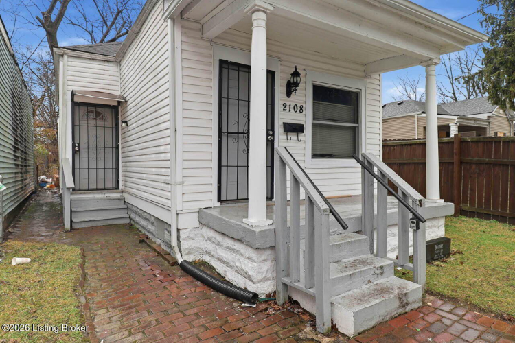 Listing Image 3