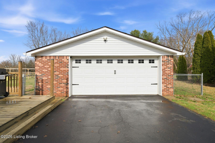 Listing Image 37