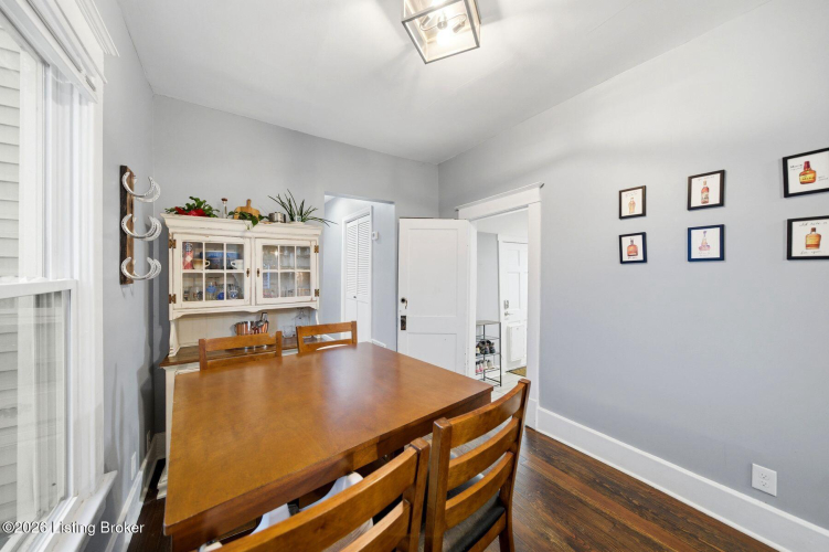 Listing Image 20