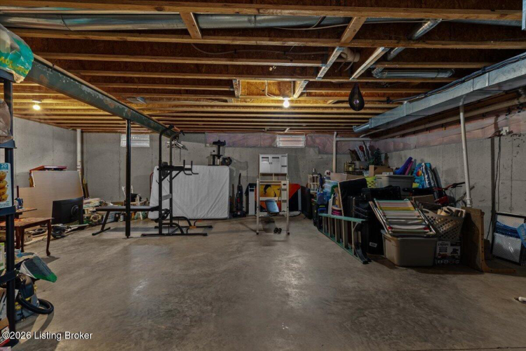 Listing Image 33