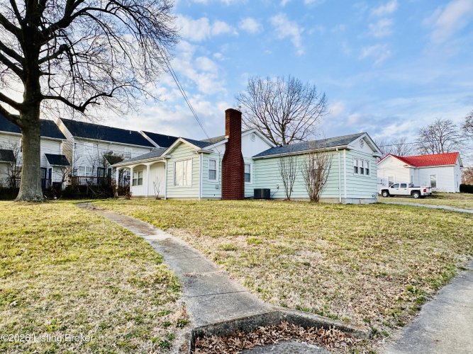 Listing Image 11
