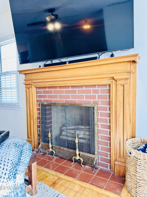 Listing Image 14