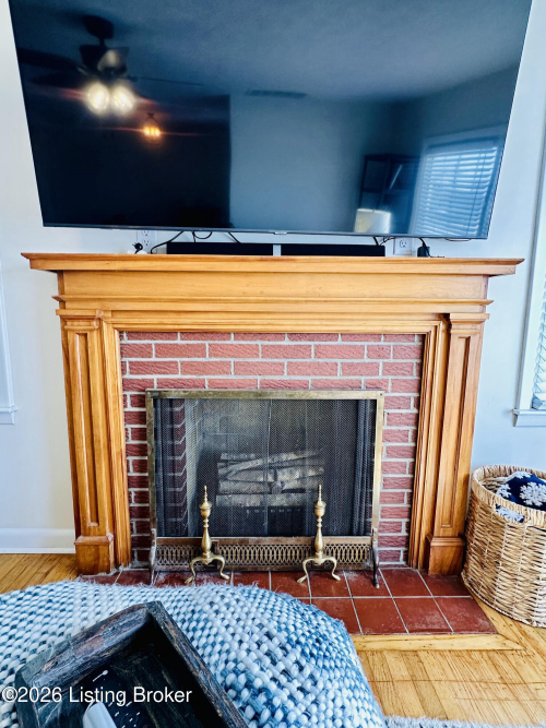 Listing Image 15