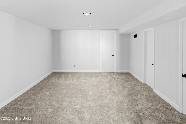 Listing Image 45