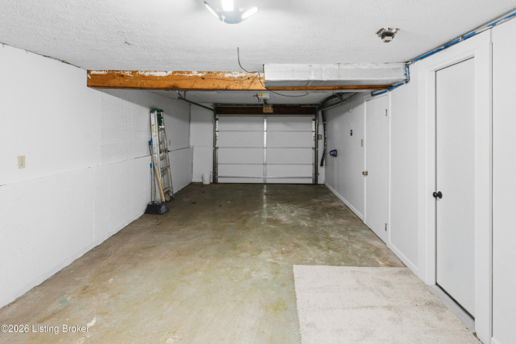 Listing Image 48