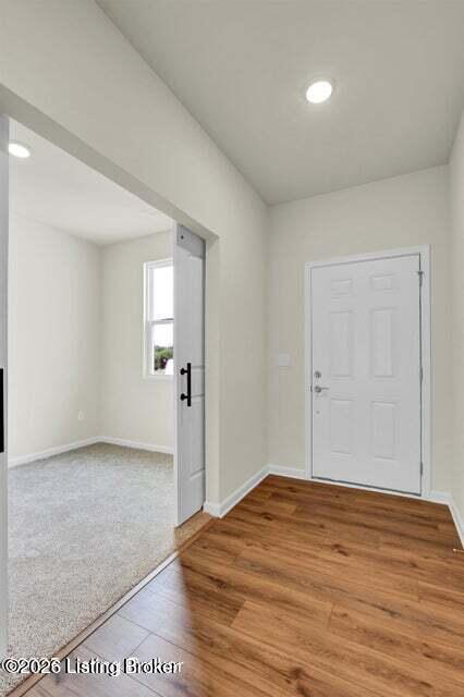 Listing Image 4