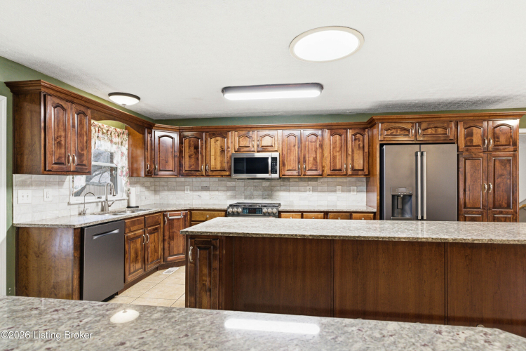 Listing Image 84